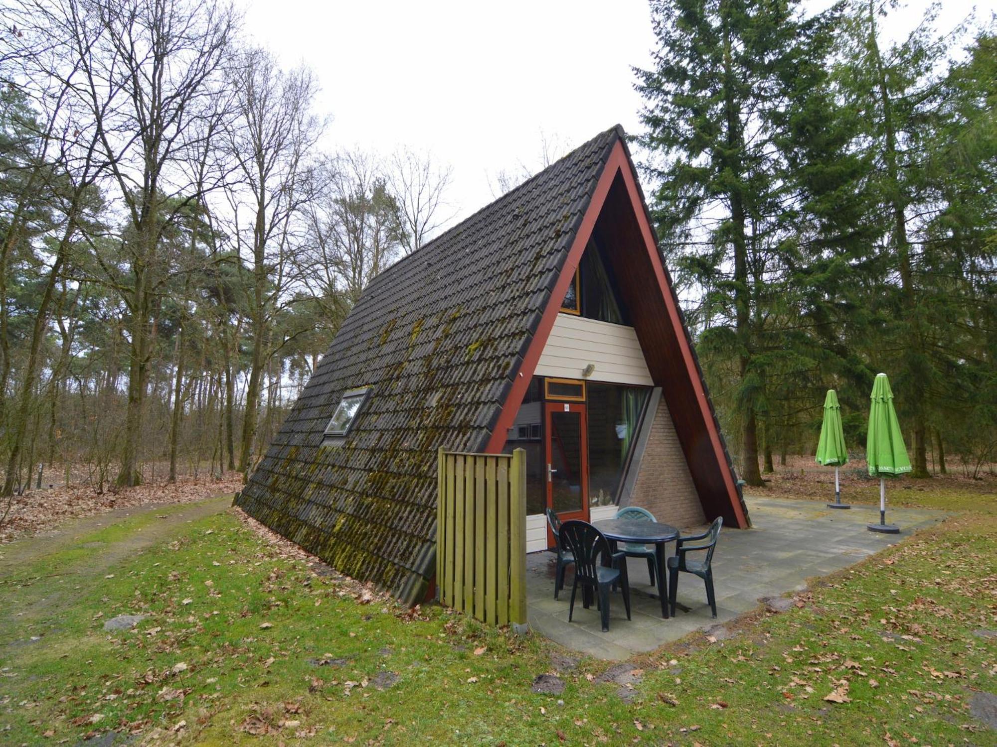 Lovely Holiday Home In Limburg Amid Lush Forest Stramproy 외부 사진